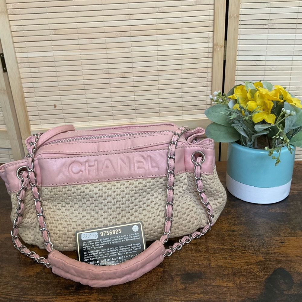 Chanel Woven Accordion Drawstring Hobo Bag in Pink